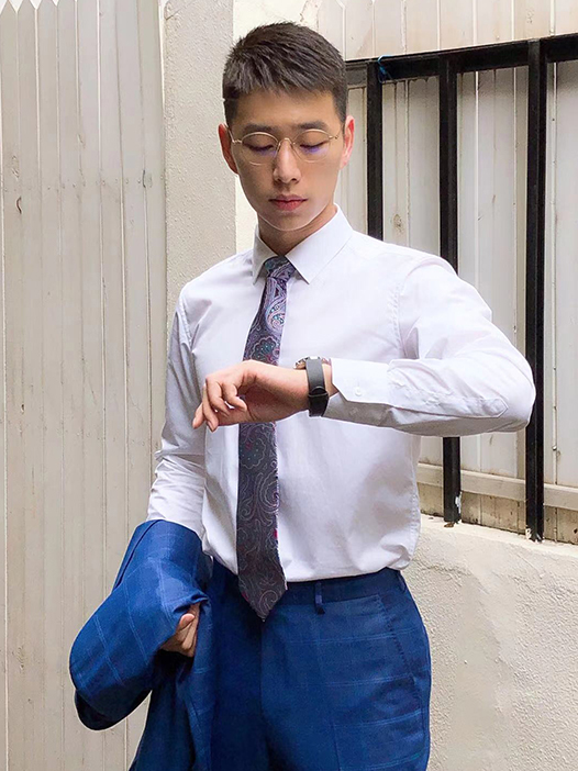 上班族的職業(yè)裝照樣能穿出時尚